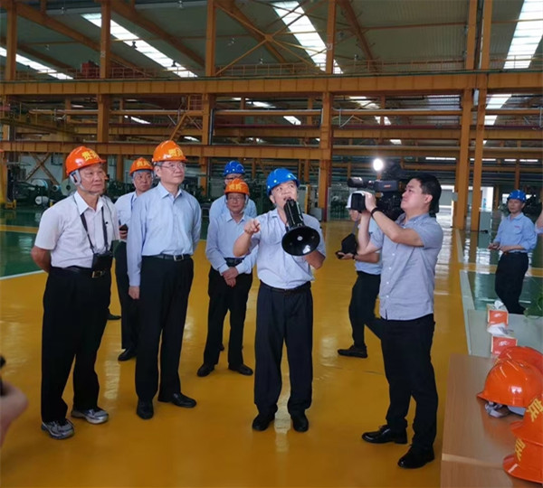 寧波雙鹿集團(tuán)（富邦）電池領(lǐng)導(dǎo)一行蒞臨我司考察交流 圖3